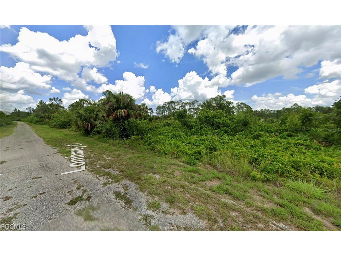 620 Lombardy Court Lehigh Acres FL 33972 2026009697 image3