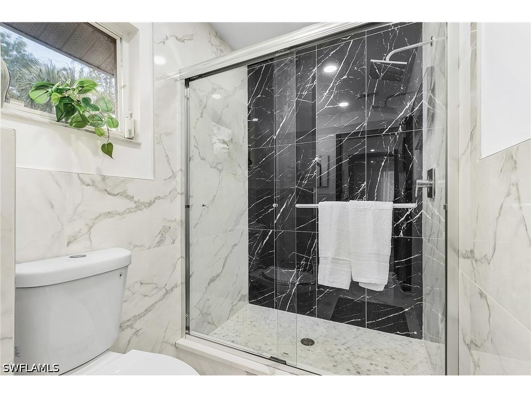 620 Luisa Court #803 Naples FL 34104 226017258 image19