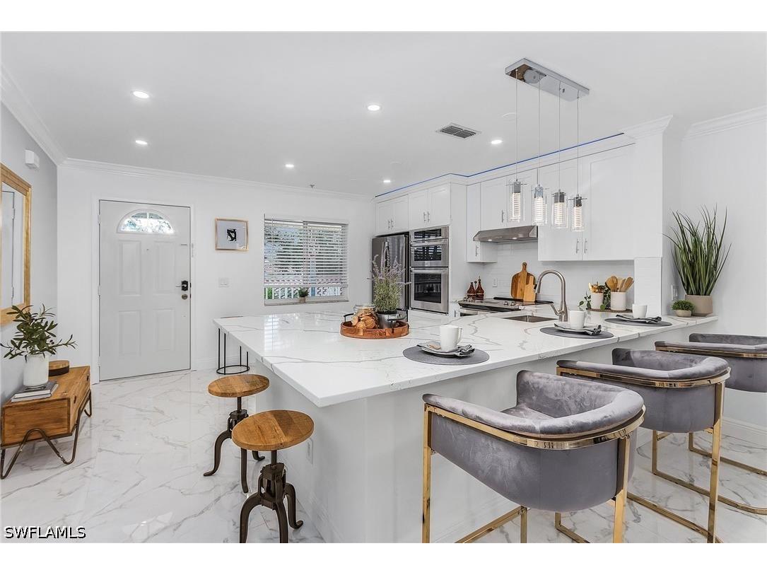 620 Luisa Court #803 Naples FL 34104 226017258 image3