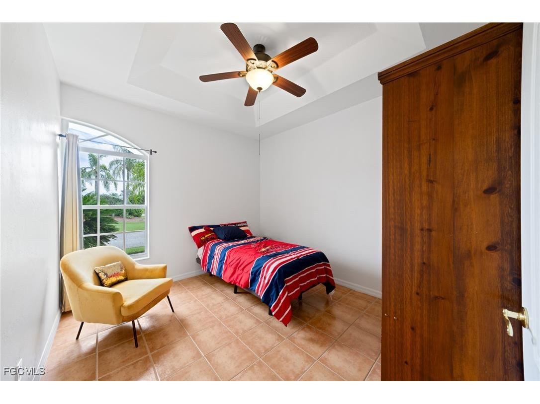 620 Mirror Lakes Falls Court Lehigh Acres FL 33974 2025010955 image25