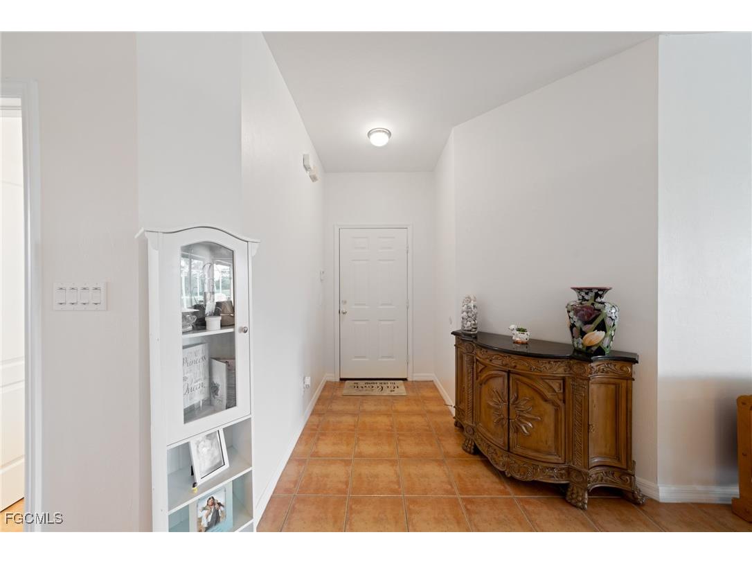 620 Mirror Lakes Falls Court Lehigh Acres FL 33974 2025010955 image26