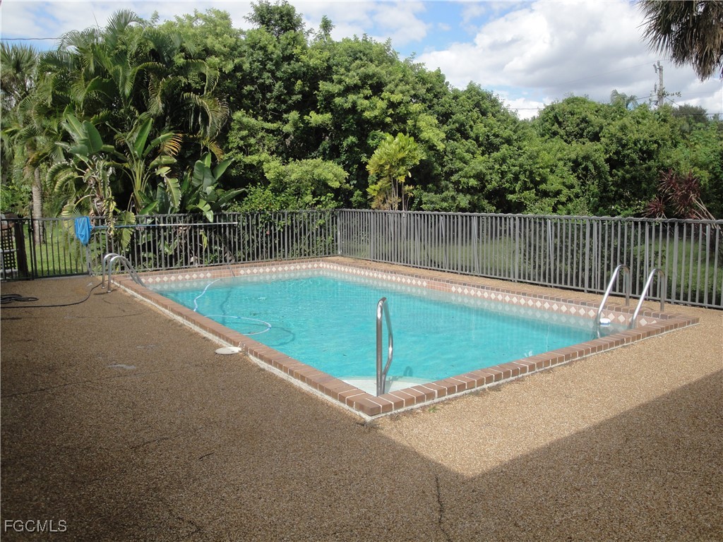 620 Robert Avenue Lehigh Acres FL 33936 2025014018 image8