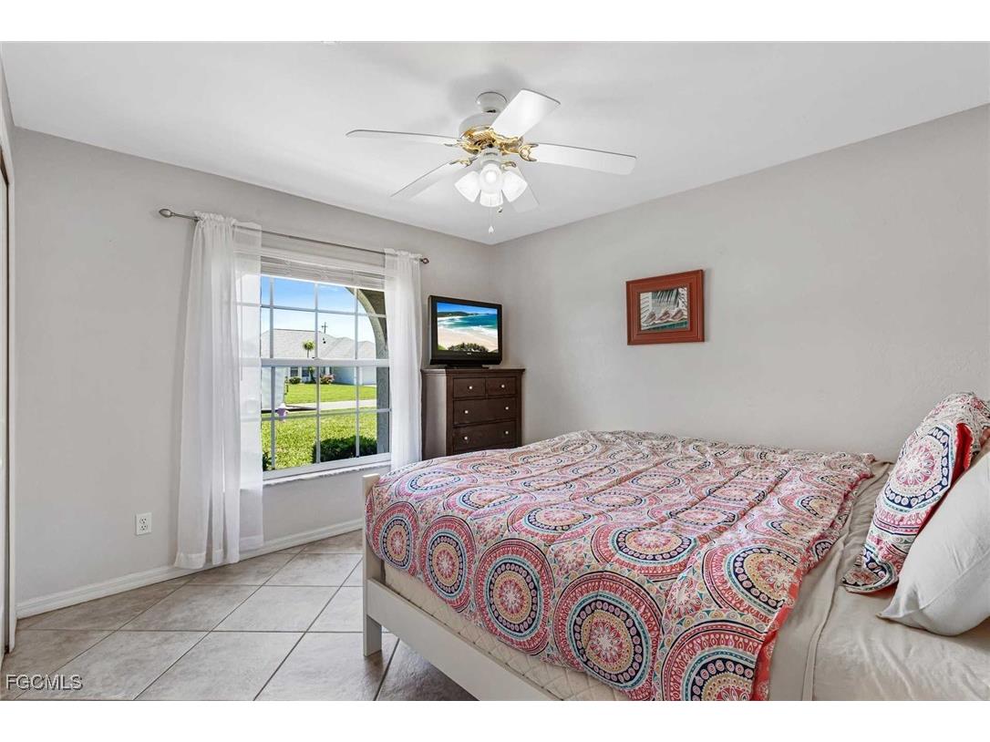 620 SE 21st Terrace Cape Coral FL 33990 2025010090 image13