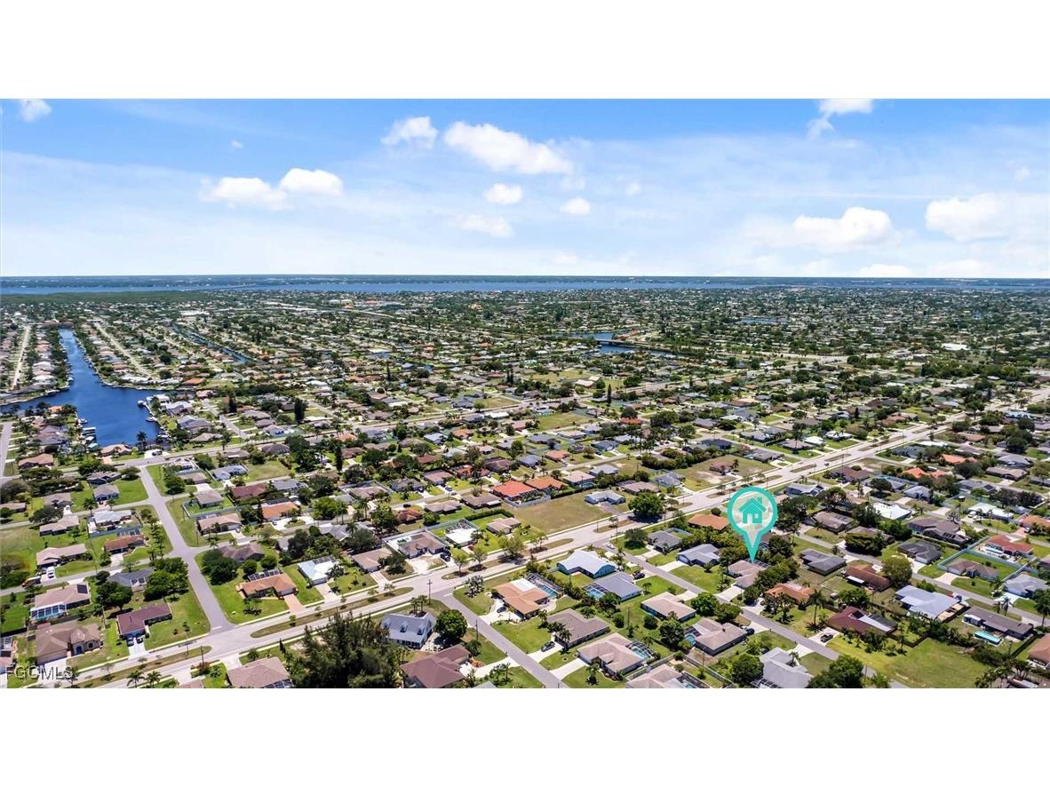 620 SE 21st Terrace Cape Coral FL 33990 2025010090 image21