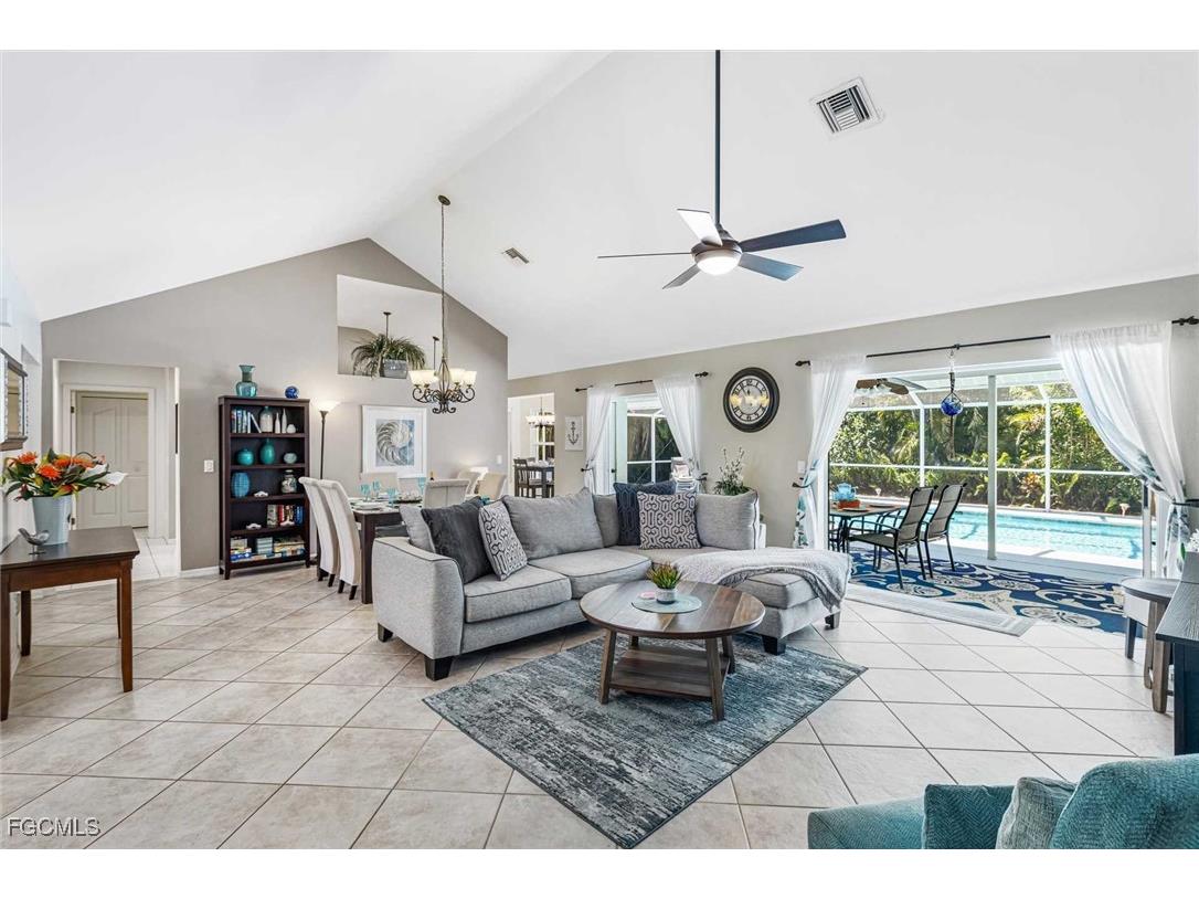 620 SE 21st Terrace Cape Coral FL 33990 2025010090 image6