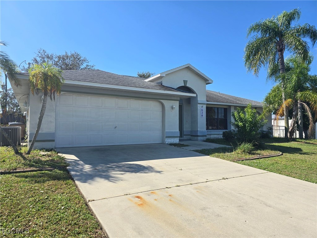 620 SE 22nd Street Cape Coral FL 33990 2025016624 image1