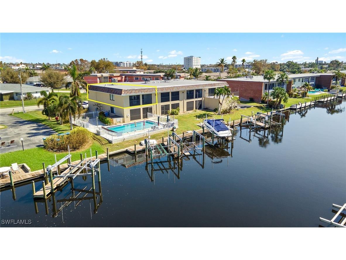 620 Victoria Drive #7 Cape Coral FL 33904 224082685 image1