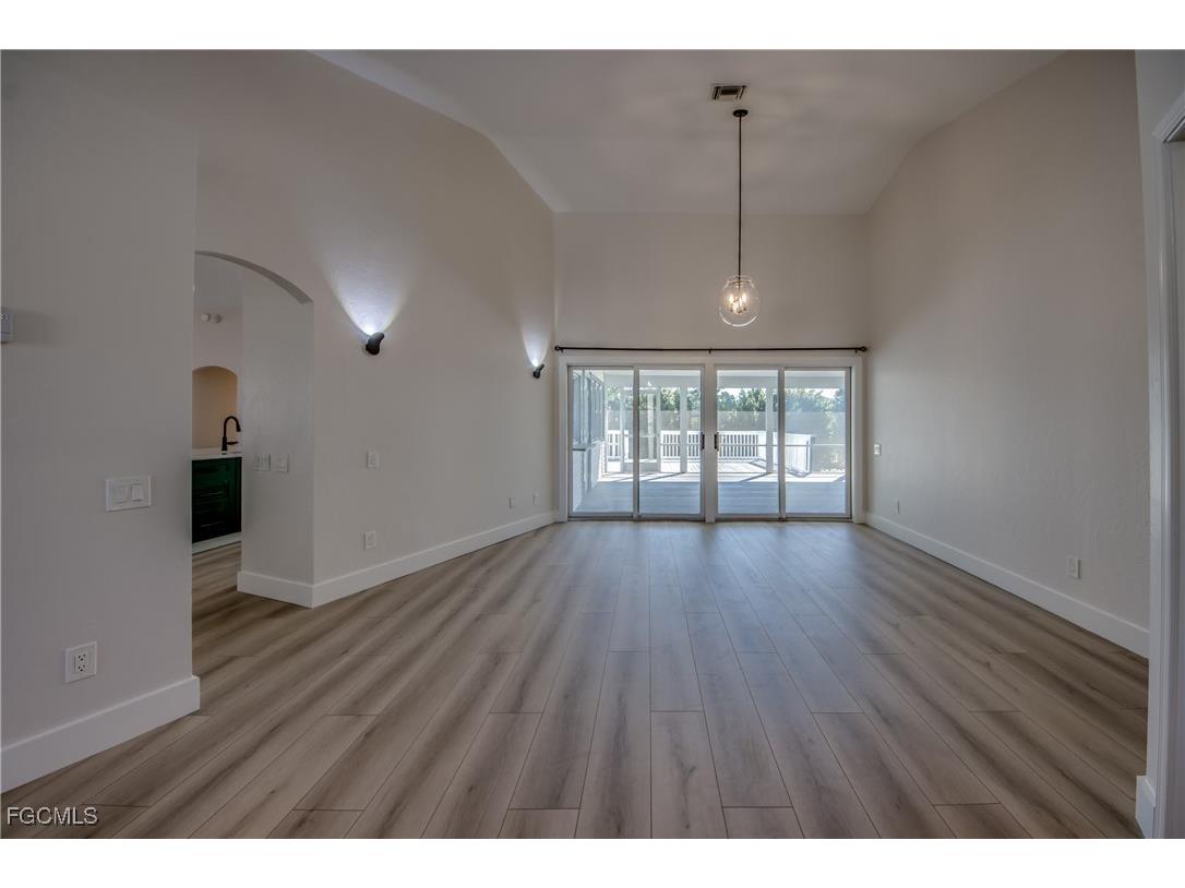 6205 Deer Run Fort Myers FL 33908 2026004925 image6