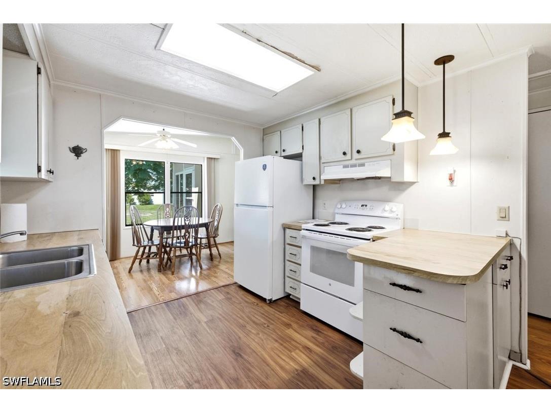 621 Charlemagne Boulevard Naples FL 34112 226026290 image14