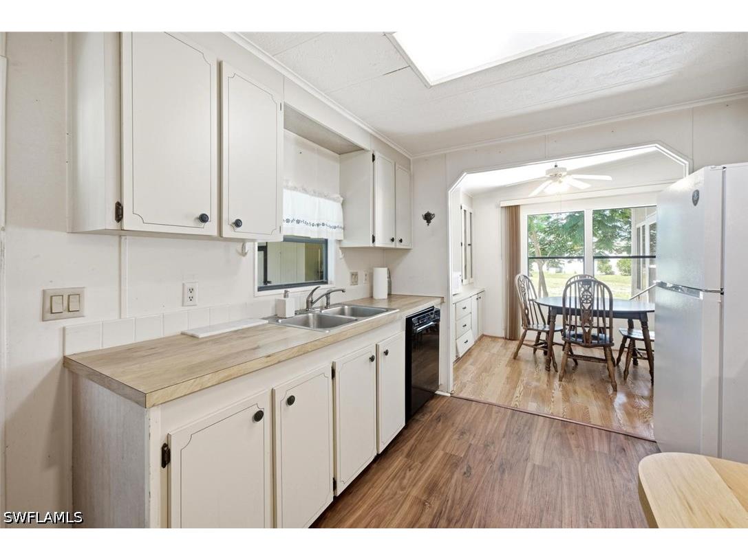 621 Charlemagne Boulevard Naples FL 34112 226026290 image15