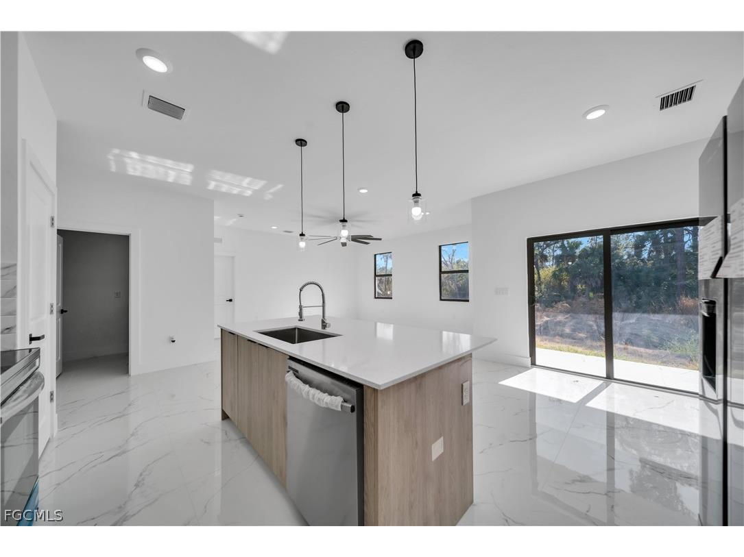 621 Greenbriar Boulevard Lehigh Acres FL 33972 2026007287 image22