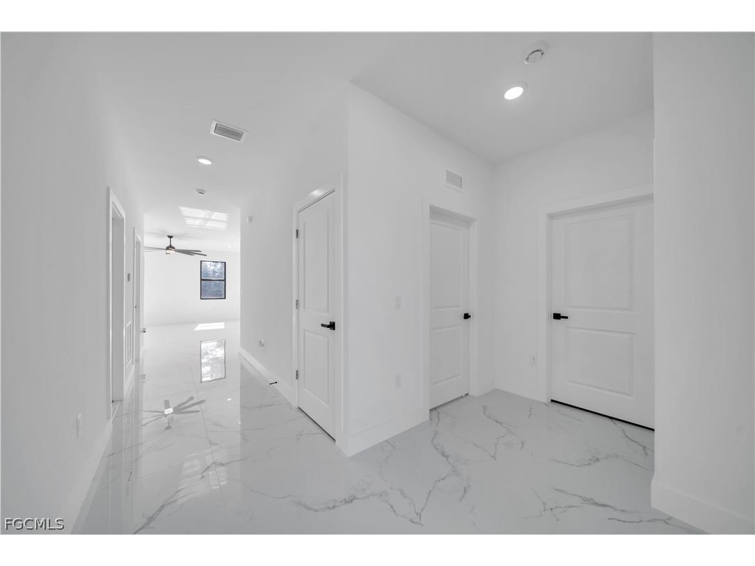 621 Greenbriar Boulevard Lehigh Acres FL 33972 2026007287 image8