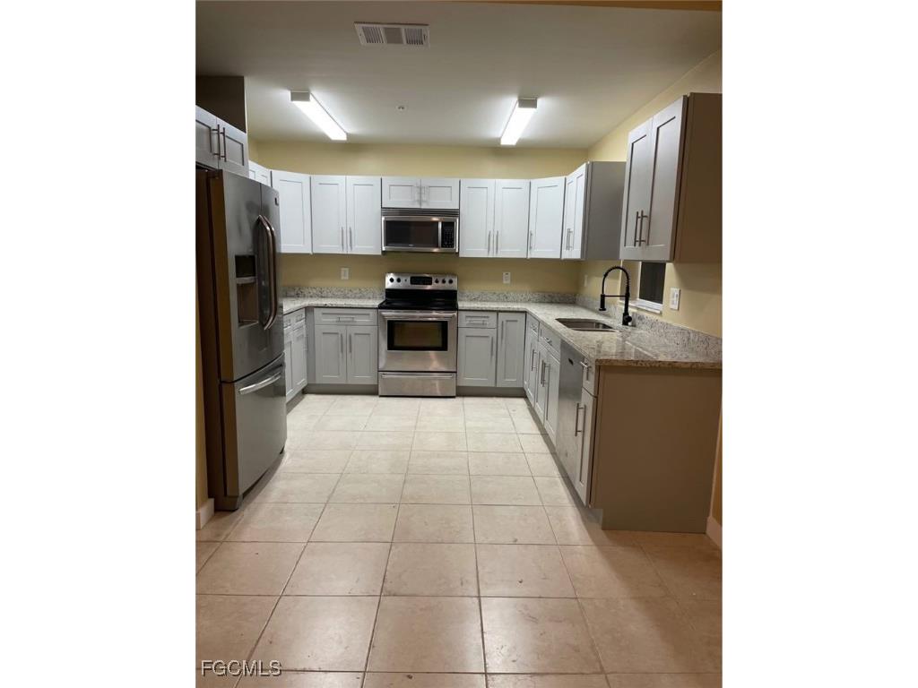 621 Joel Boulevard Lehigh Acres FL 33936 2025008829 image4