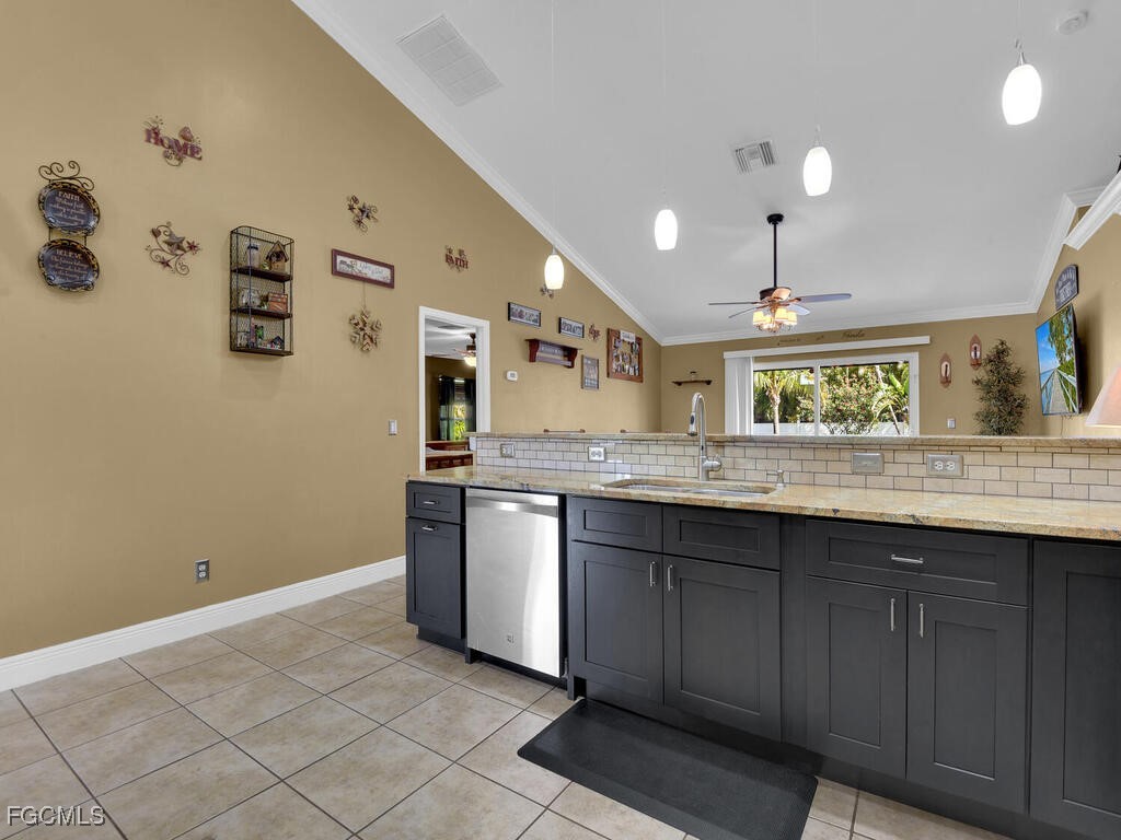 621 NW 28th Terrace Cape Coral FL 33993 2026003395 image3