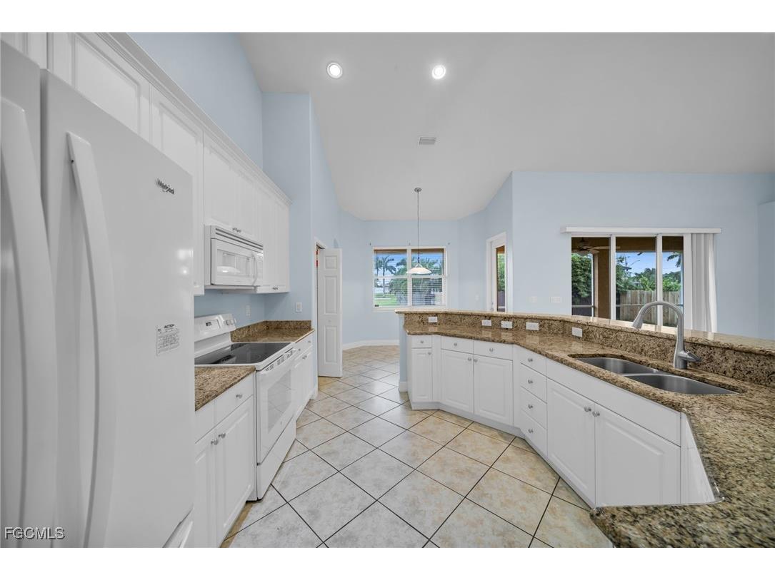 621 NW 37th Avenue Cape Coral FL 33993 2025012019 image11