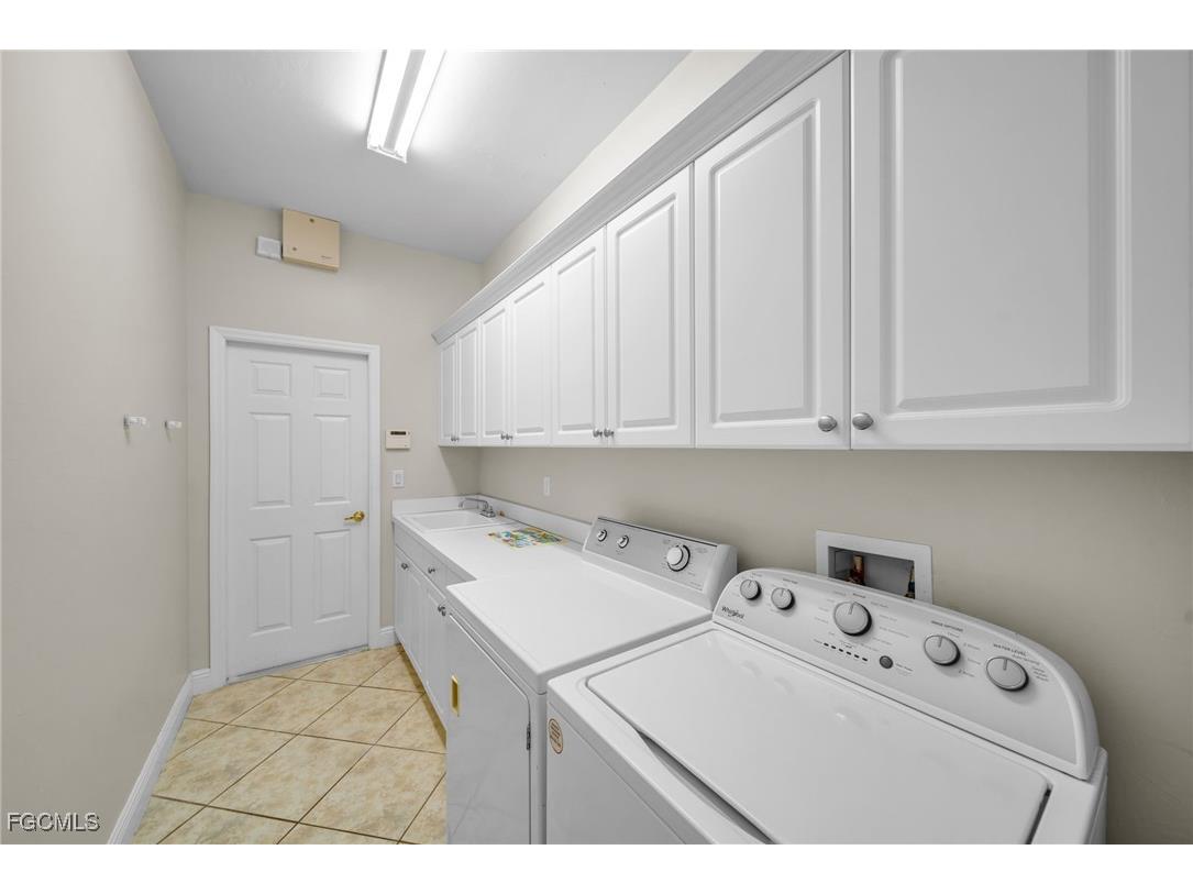 621 NW 37th Avenue Cape Coral FL 33993 2025012019 image12