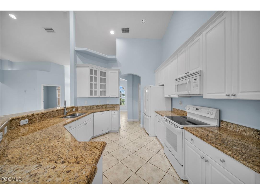 621 NW 37th Avenue Cape Coral FL 33993 2025012019 image14