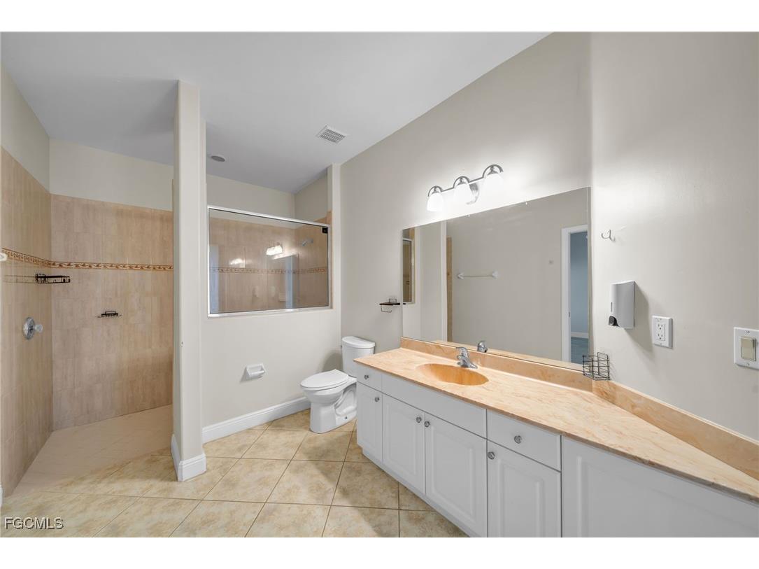 621 NW 37th Avenue Cape Coral FL 33993 2025012019 image20