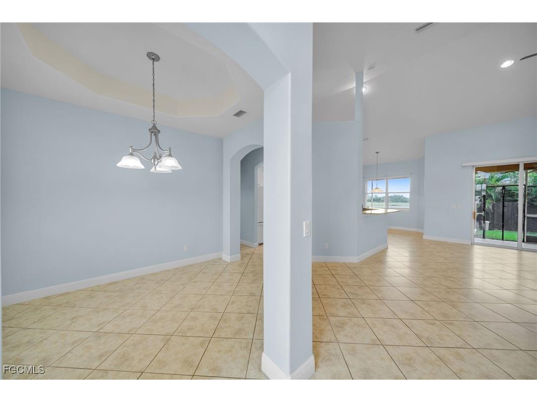 621 NW 37th Avenue Cape Coral FL 33993 2025012019 image3