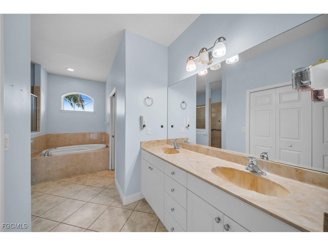 621 NW 37th Avenue Cape Coral FL 33993 2025012019 image30