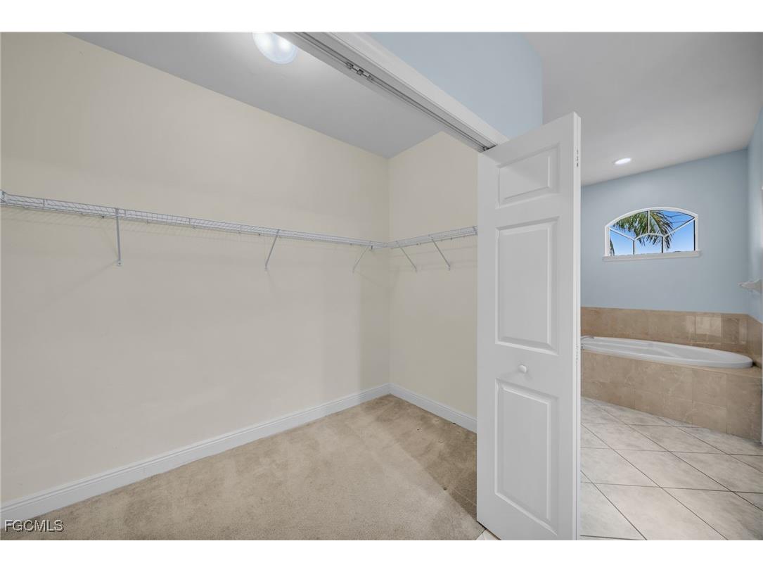 621 NW 37th Avenue Cape Coral FL 33993 2025012019 image32