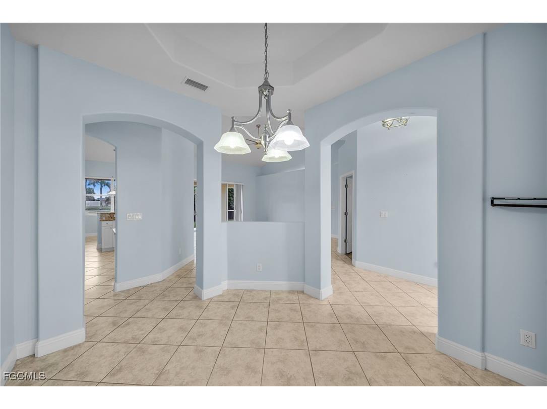 621 NW 37th Avenue Cape Coral FL 33993 2025012019 image5