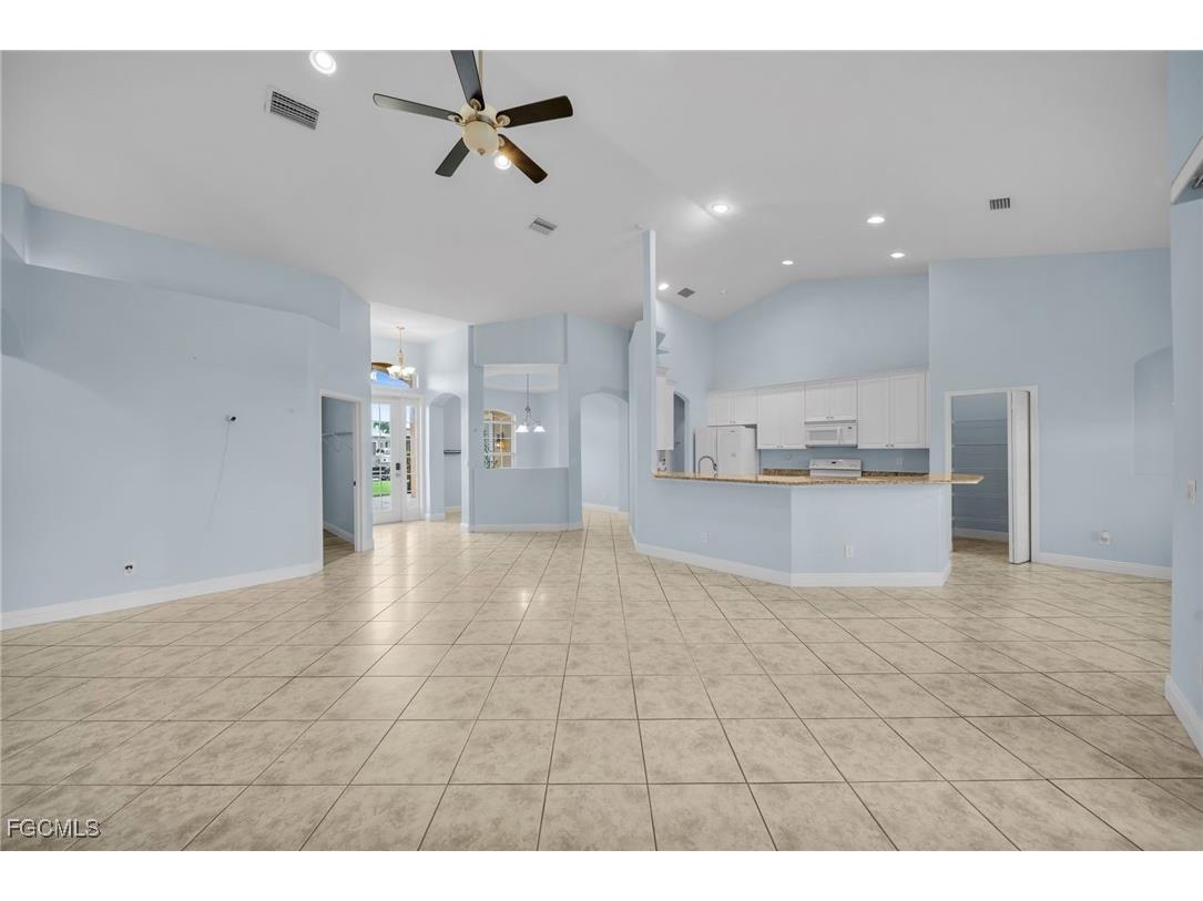 621 NW 37th Avenue Cape Coral FL 33993 2025012019 image8