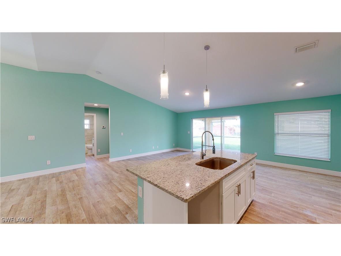 621 NW 7th Place Cape Coral FL 33993 226006486 image12