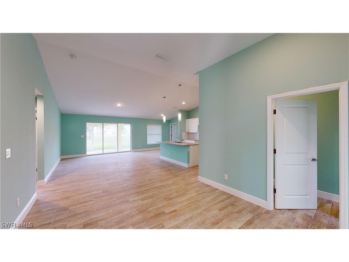 621 NW 7th Place Cape Coral FL 33993 226006486 image2
