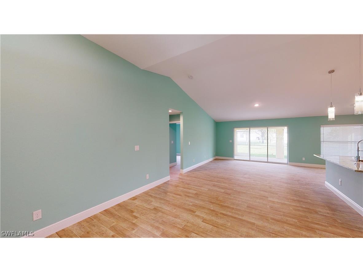 621 NW 7th Place Cape Coral FL 33993 226006486 image3