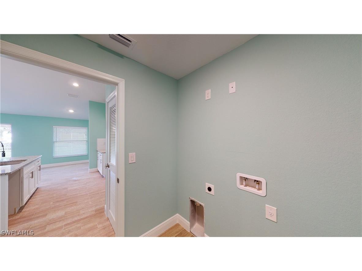 621 NW 7th Place Cape Coral FL 33993 226006486 image40