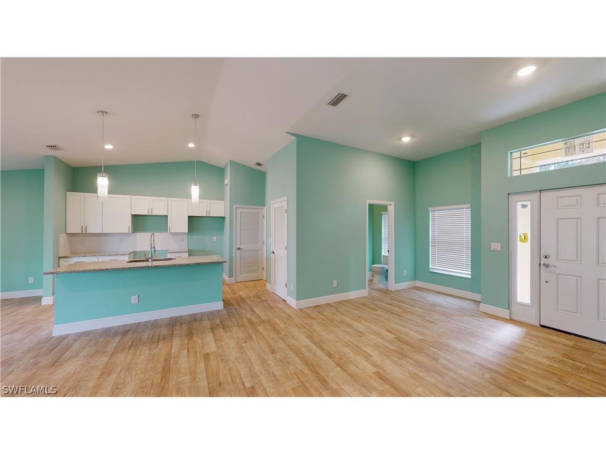 621 NW 7th Place Cape Coral FL 33993 226006486 image6
