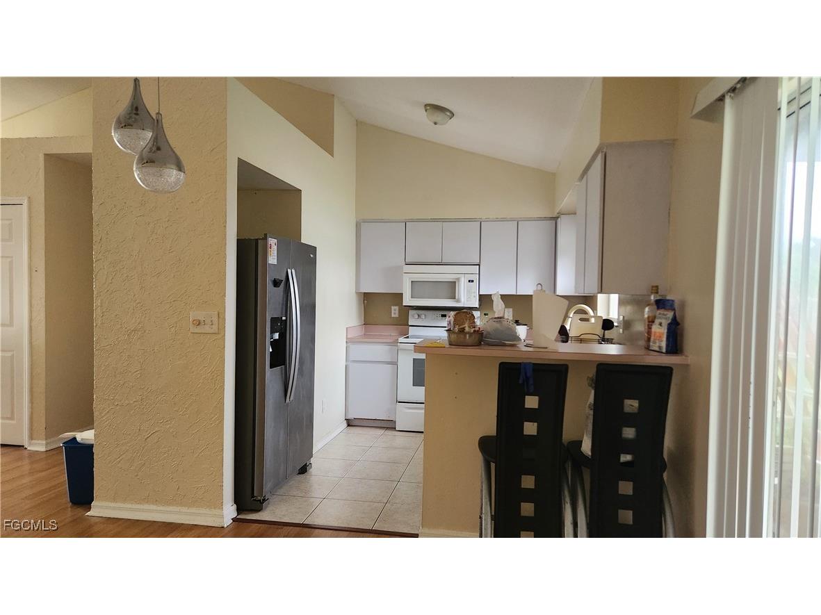 621 SW 21st Lane Cape Coral FL 33991 2025009123 image5