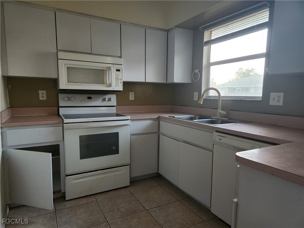 621 SW 21st Lane Cape Coral FL 33991 2025009123 image6