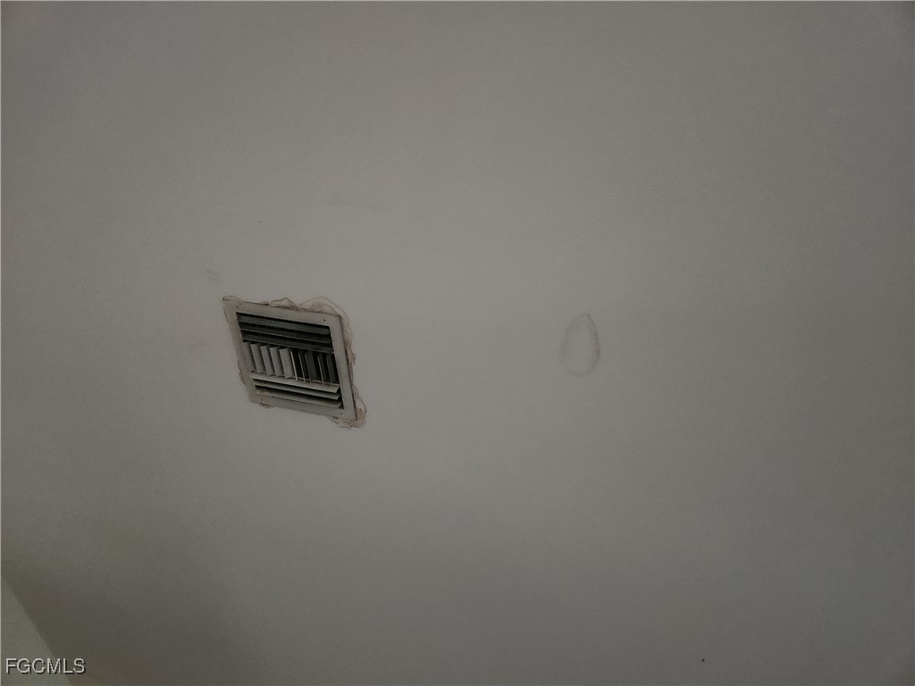 621 SW 21st Lane Cape Coral FL 33991 2025009123 image8