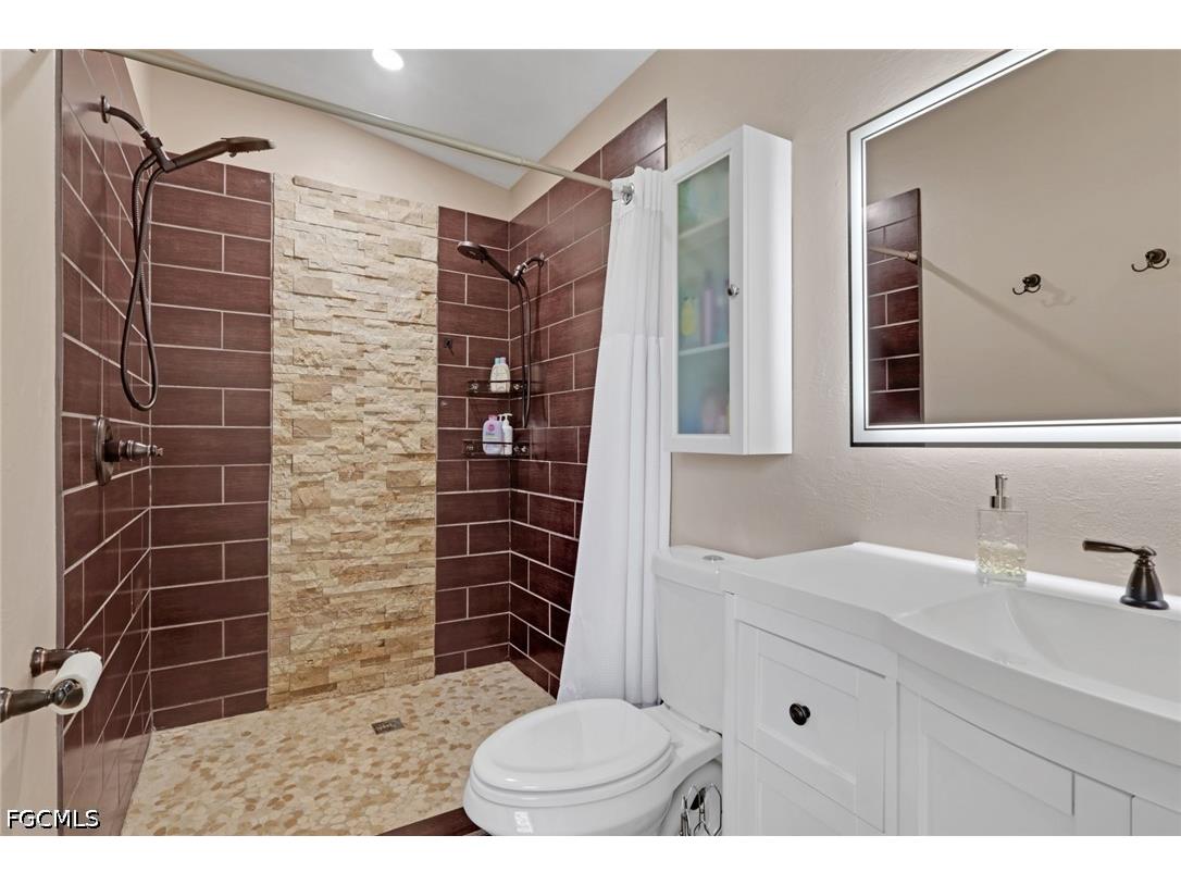 621 SW 29th Terrace Cape Coral FL 33914 2026025220 image15