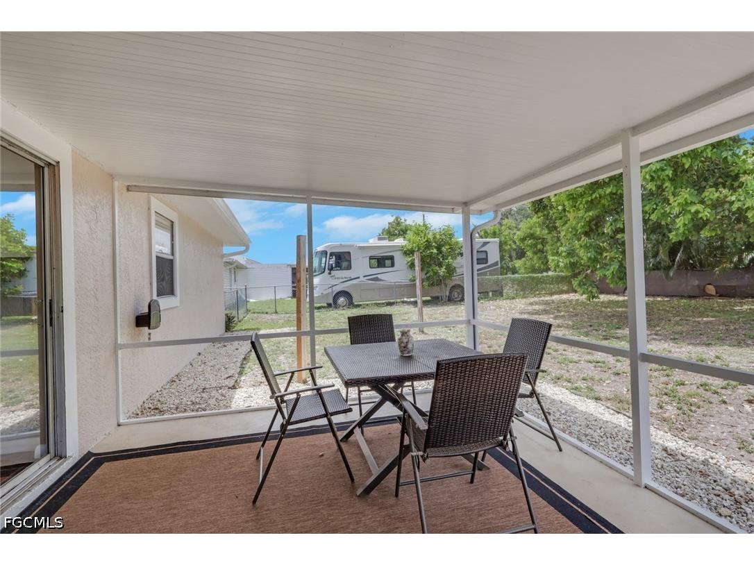 621 SW 29th Terrace Cape Coral FL 33914 2026025220 image25