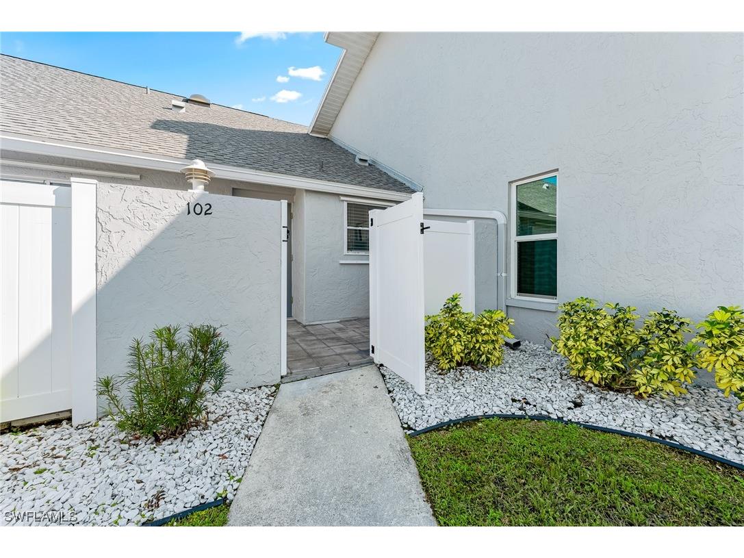 621 SW 3rd Court #102 Cape Coral FL 33991 223094620 image1