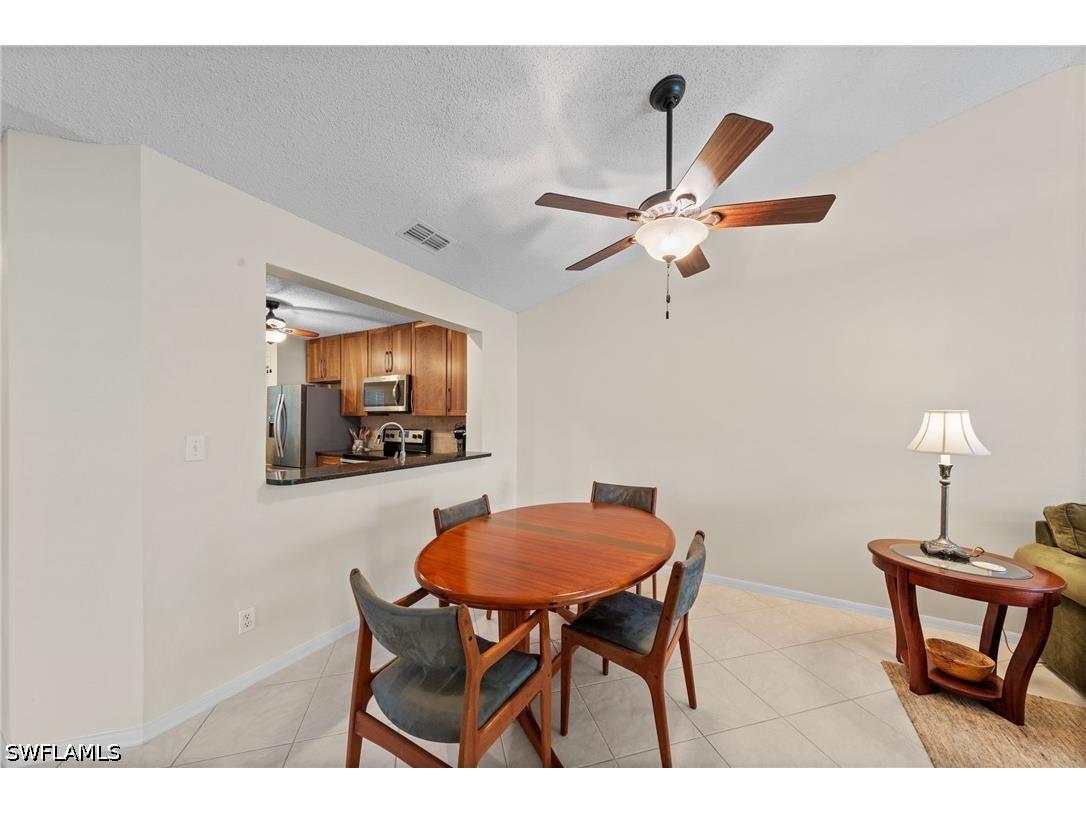 621 Squire Circle #204 Naples FL 34104 226019422 image8