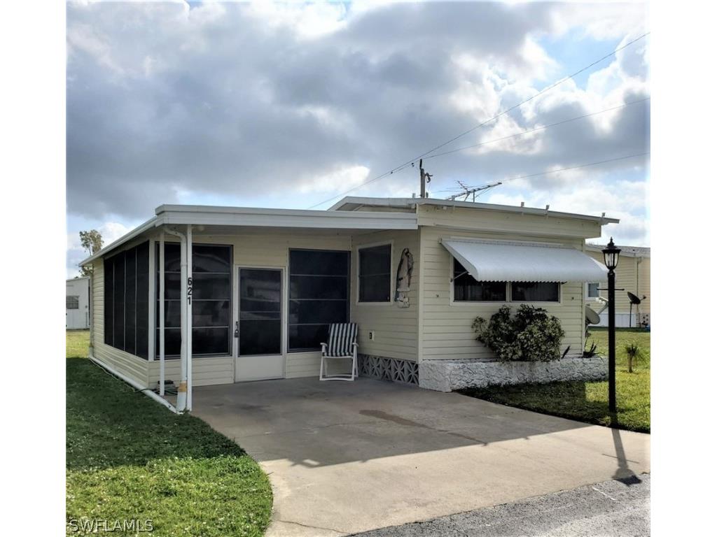 621 Vista Drive North Fort Myers FL 33917 223009424 image1