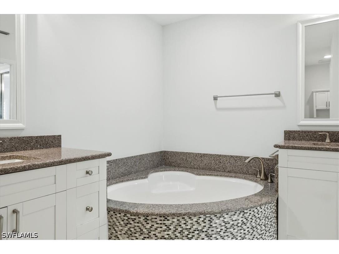 6210 Reserve Circle #501 Naples FL 34119 226014828 image13