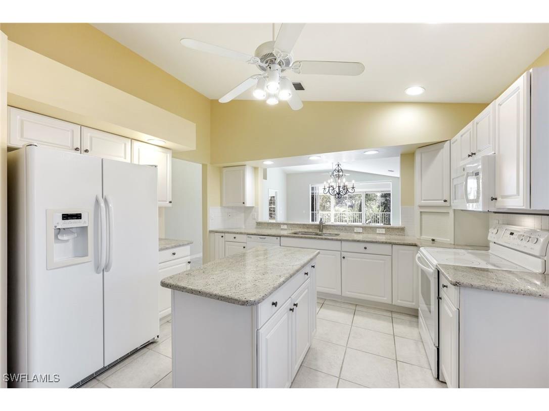 6210 Reserve Circle #504 Naples FL 34119 225080991 image4