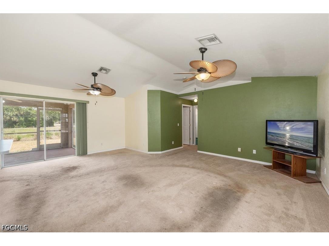 6211 Castlewood Circle Fort Myers FL 33905 2026020080 image6