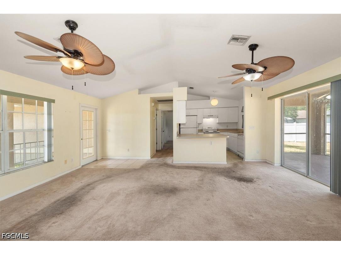 6211 Castlewood Circle Fort Myers FL 33905 2026020080 image7