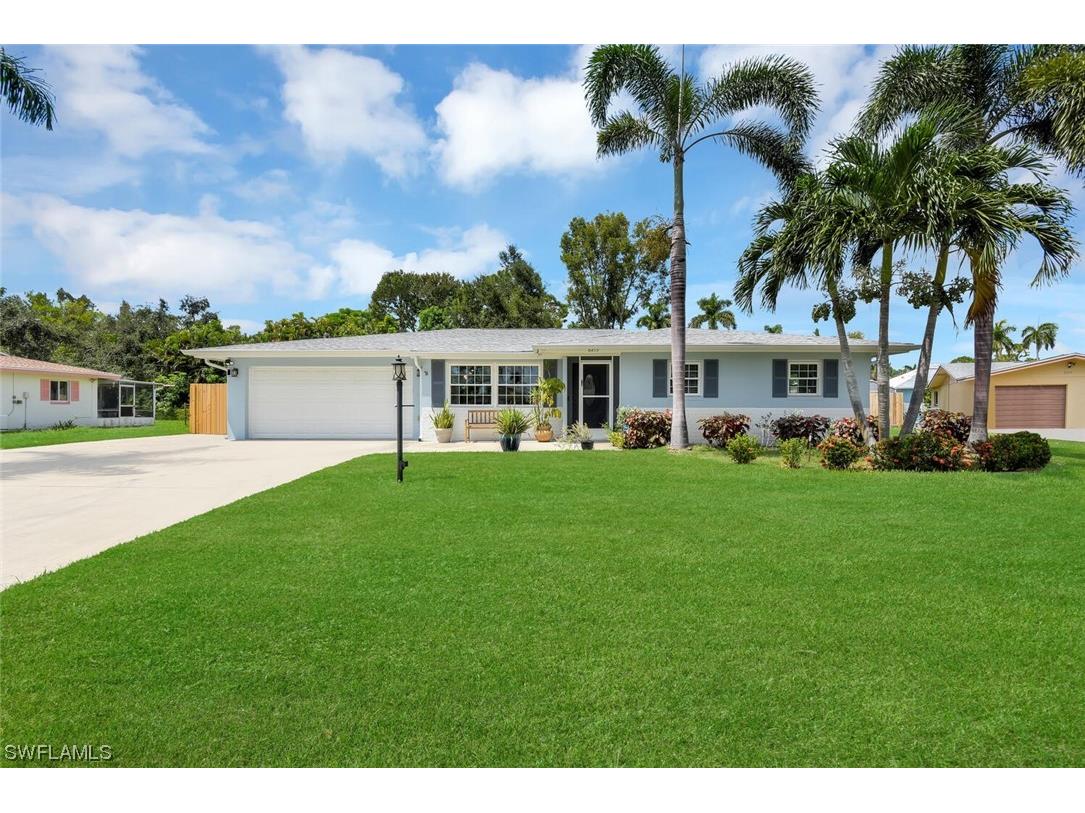 6215 Saint Andrews Circle N Fort Myers FL 33919 223065575 image1