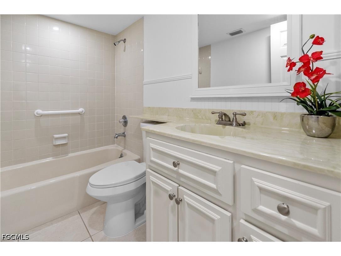 6216 Cougar Run #202 Fort Myers FL 33908 2025022988 image34