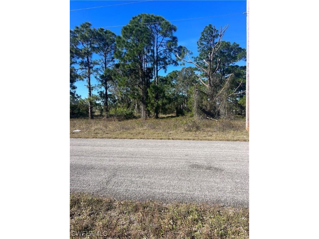 622 Hobart Avenue Lehigh Acres FL 33974 223089255 image1