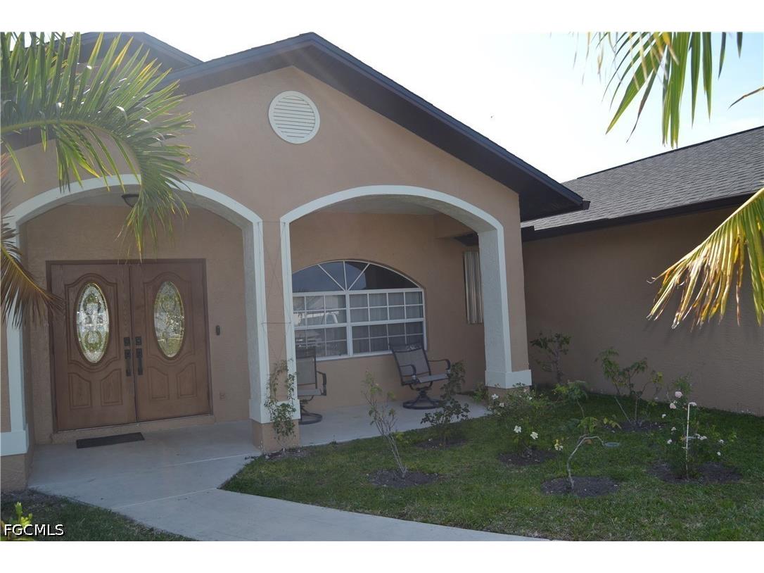 622 SE 10th Avenue Cape Coral FL 33990 2026021070 image2