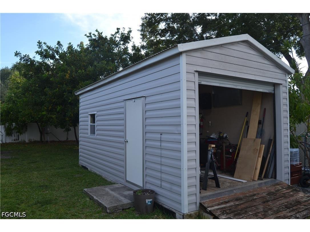 622 SE 10th Avenue Cape Coral FL 33990 2026021070 image33