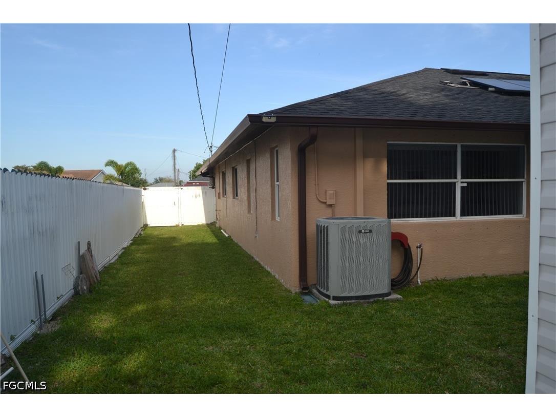 622 SE 10th Avenue Cape Coral FL 33990 2026021070 image34